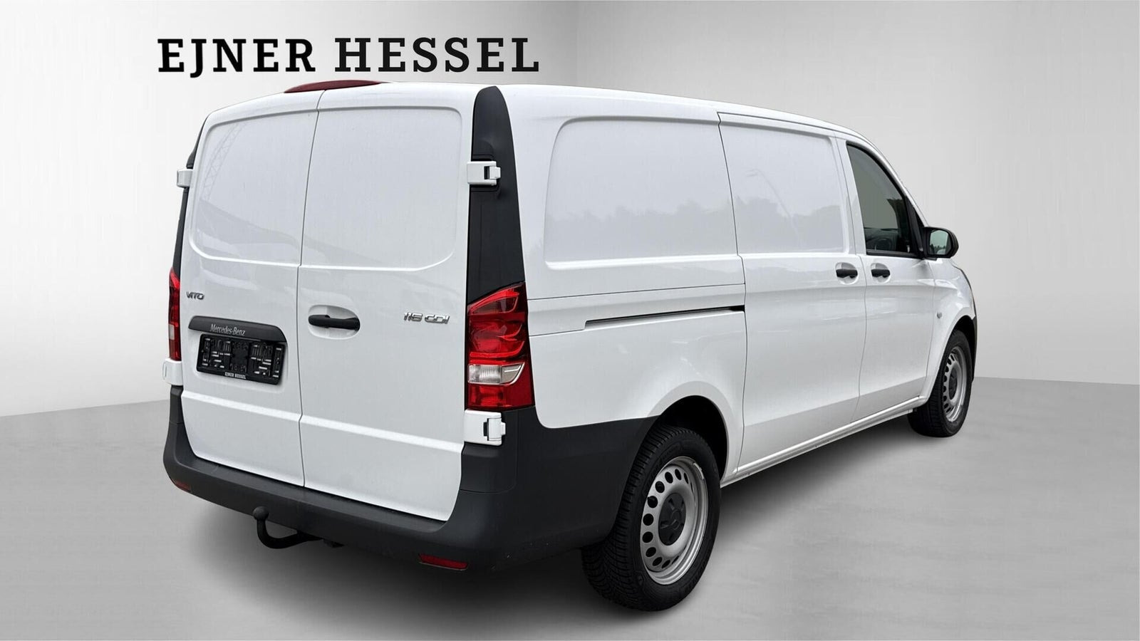Hvid Mercedes Vito 116 fra 2023