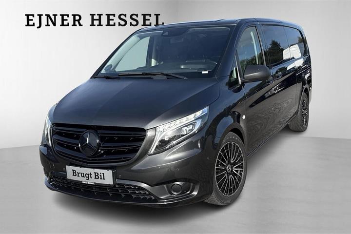 Grå Mercedes Vito 119 fra 2022