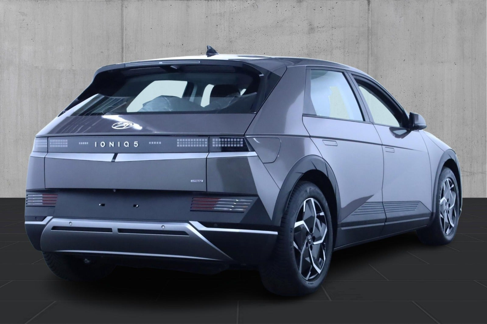 Grå Hyundai Ioniq 5 fra 2022