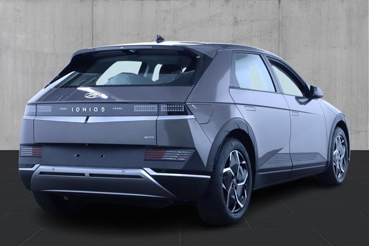 Grå Hyundai Ioniq 5 fra 2022