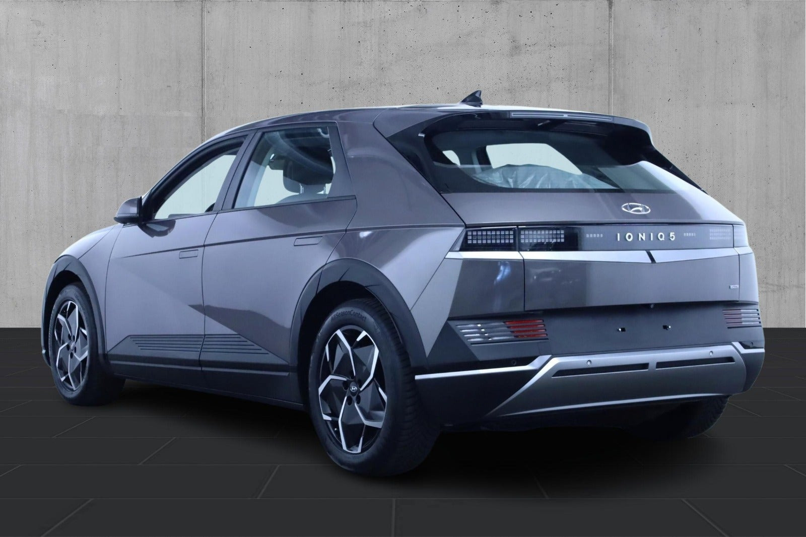Grå Hyundai Ioniq 5 fra 2022