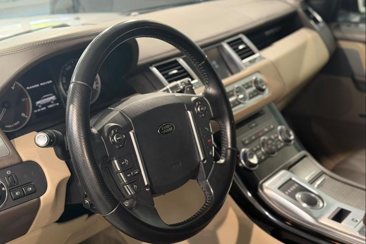 Hvid Land Rover Range Rover sport fra 2013