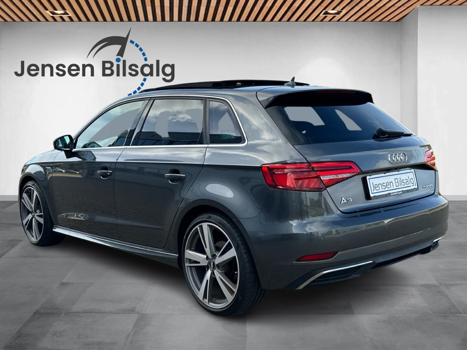 Sort Audi A3 fra 2018