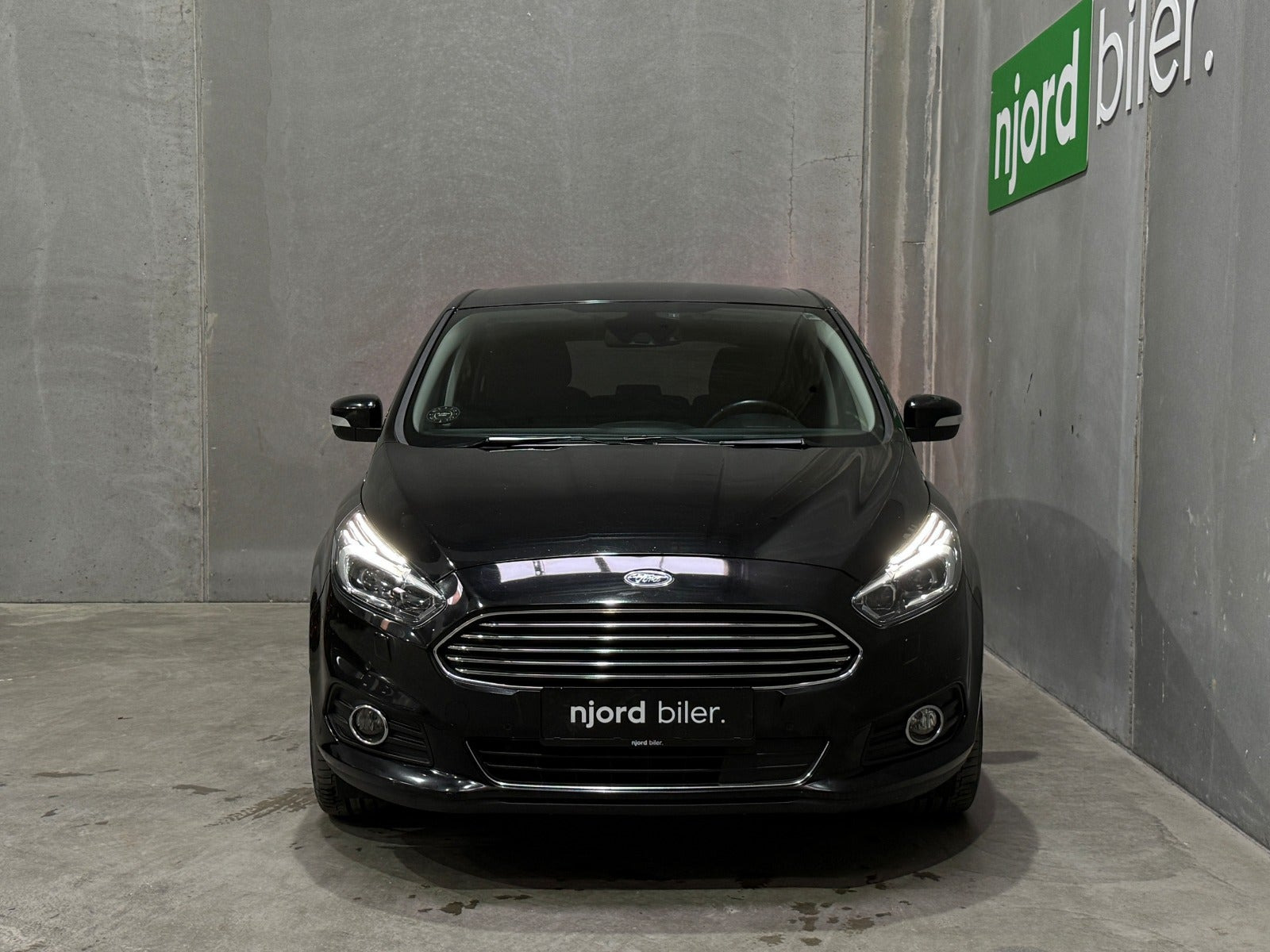 undefined Ford S-MAX fra 2015