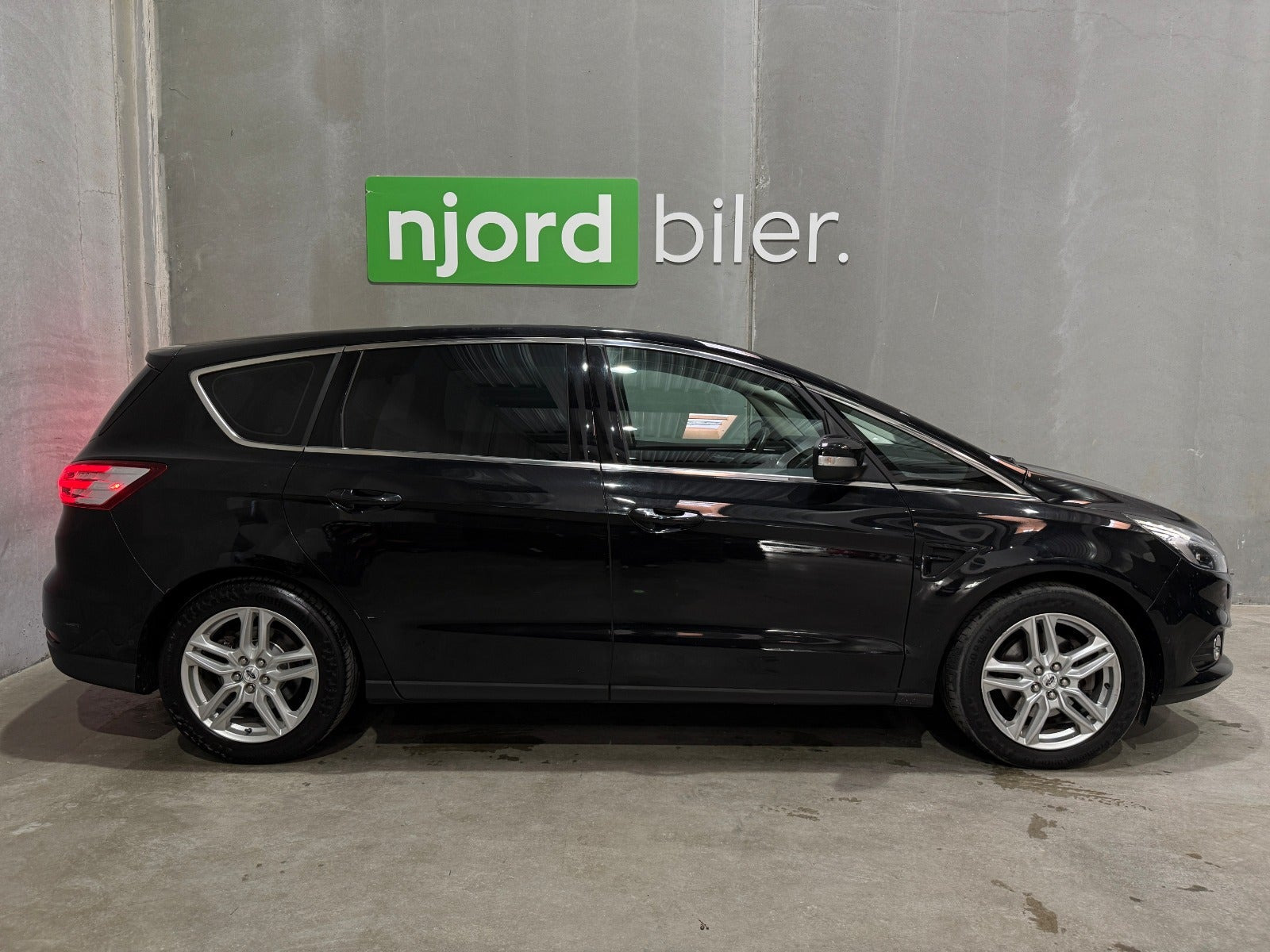 undefined Ford S-MAX fra 2015