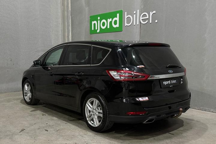 undefined Ford S-MAX fra 2015