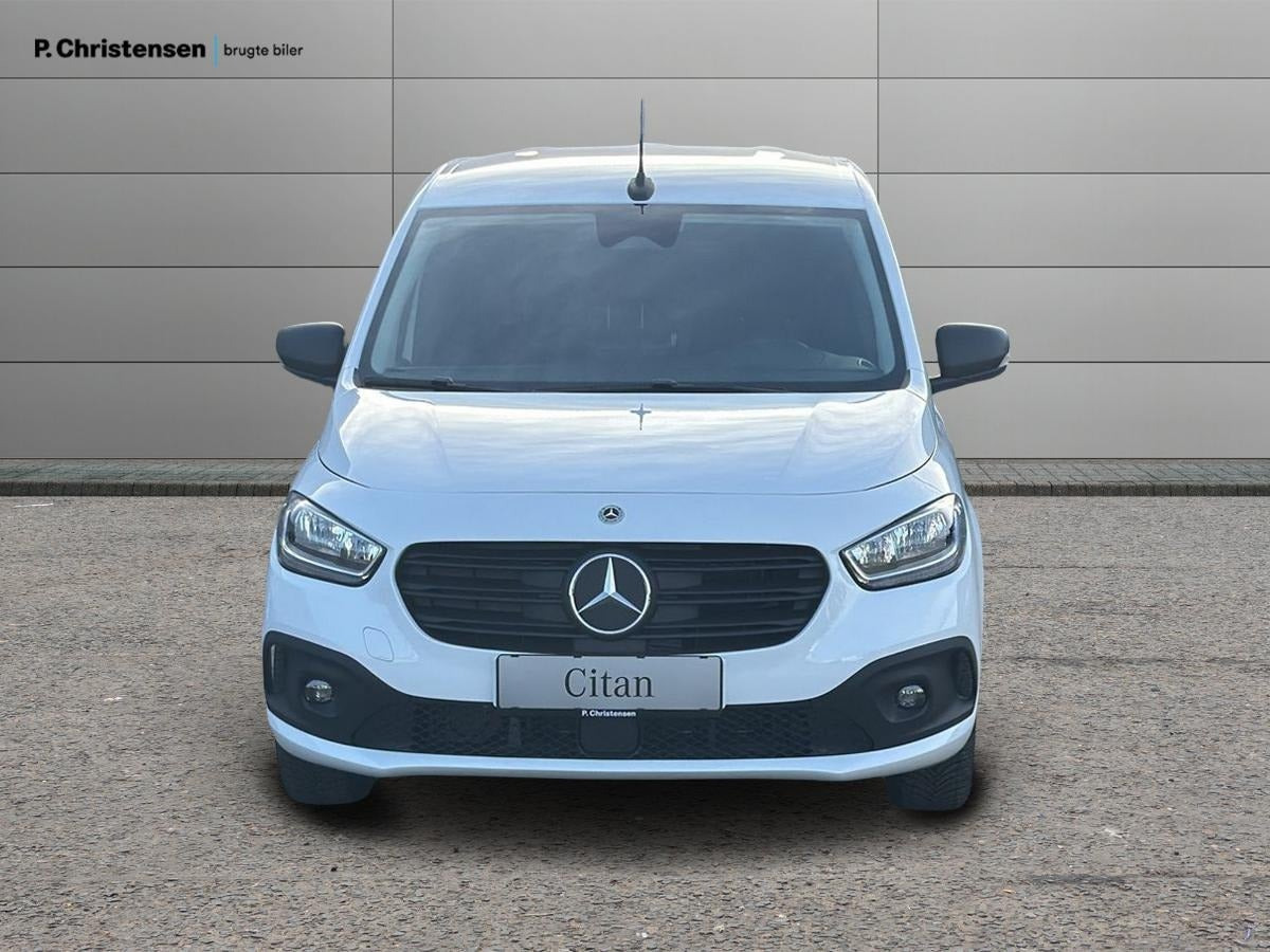 Hvid Mercedes eCitan fra 2026