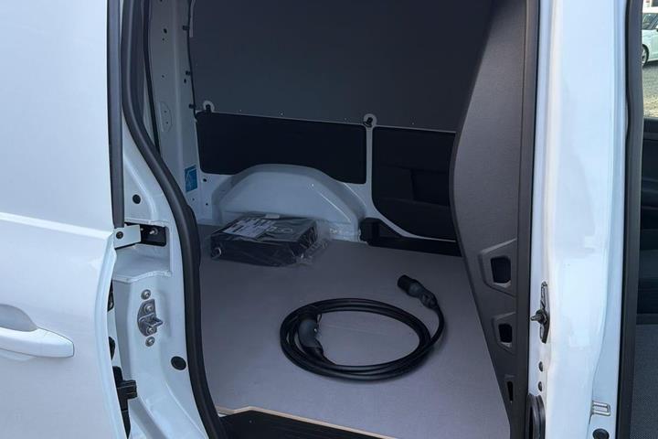 Hvid Mercedes eCitan fra 2026