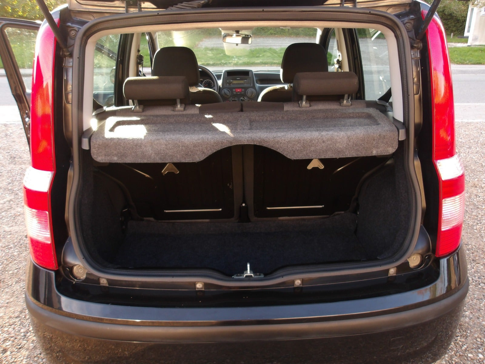 Sort Fiat Panda fra 2011