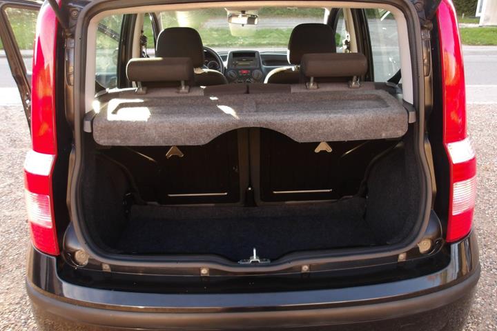 Sort Fiat Panda fra 2011