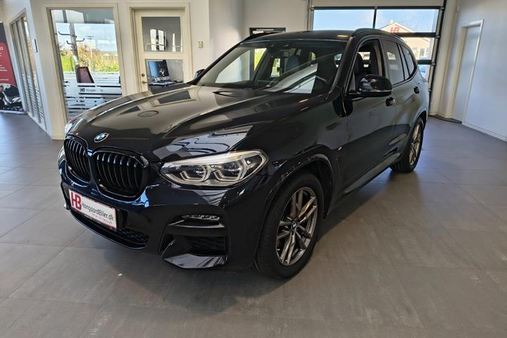 Sort BMW X3 fra 2020
