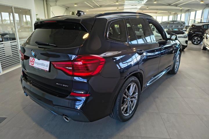 Sort BMW X3 fra 2020