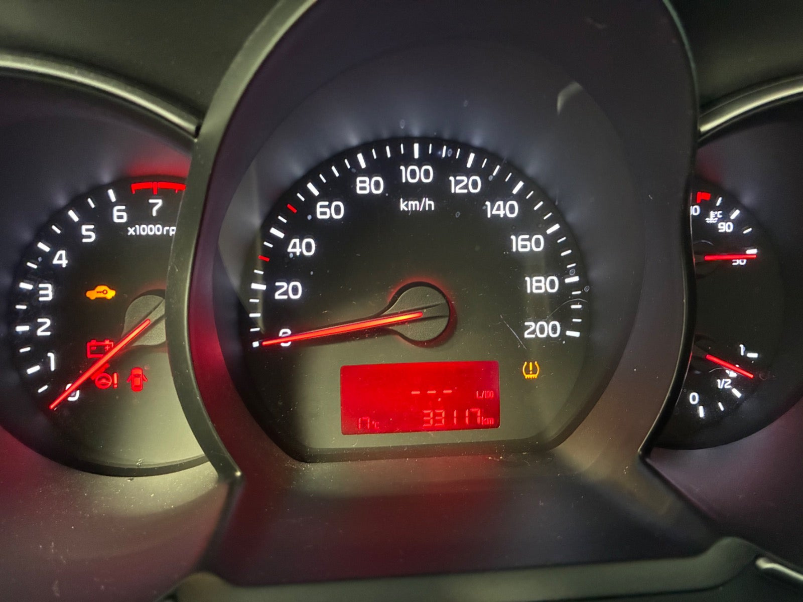 Orange Kia Picanto fra 2016