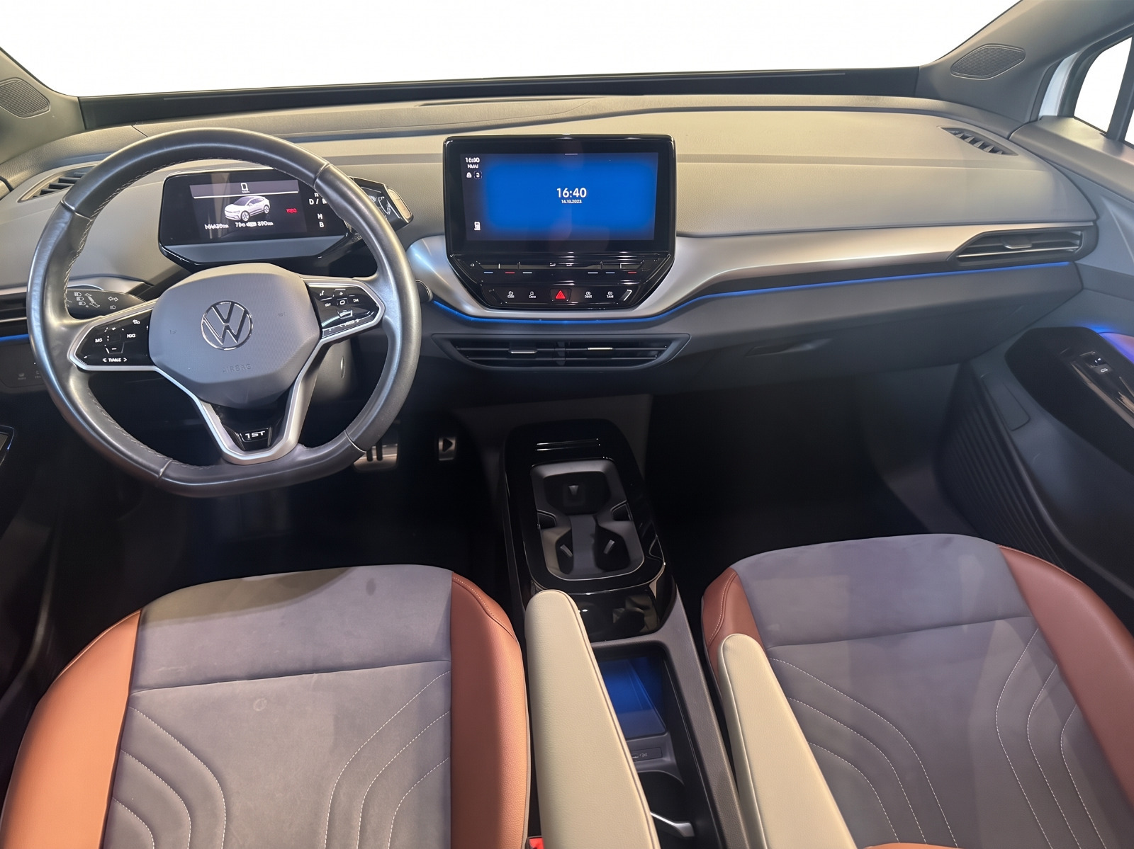 Hvid VW ID.4 fra 2021