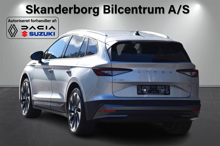 Sølv Skoda Enyaq fra 2023