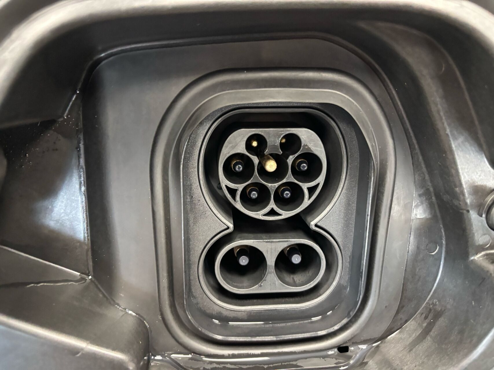 Sort Opel Corsa-e fra 2024