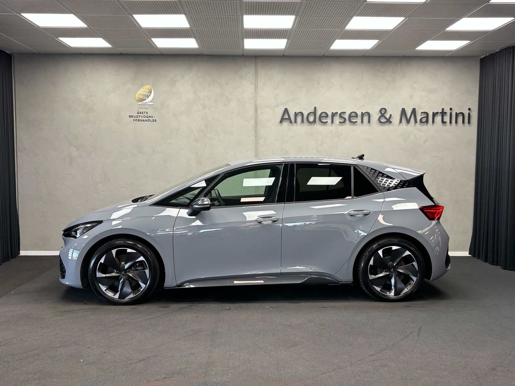 Grå Cupra Born fra 2024