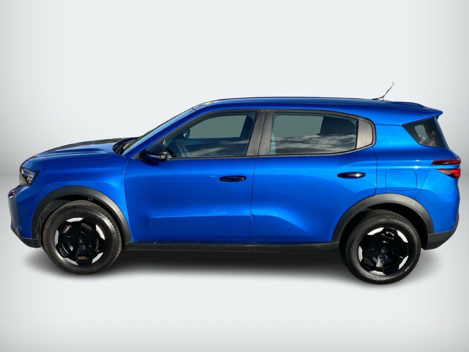Blå Opel Frontera fra 2025
