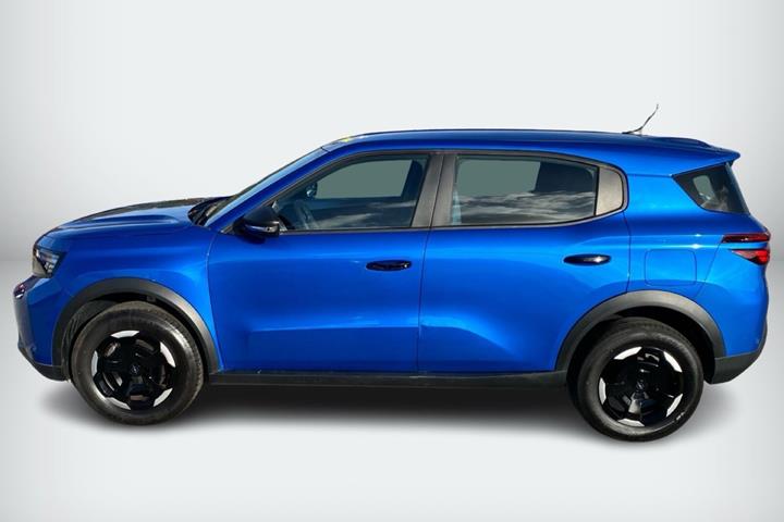 Blå Opel Frontera fra 2025