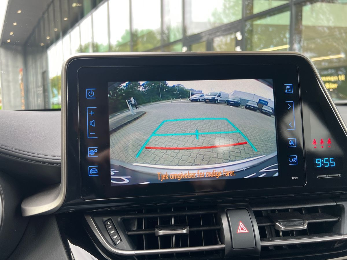 undefined Toyota C-HR fra 2020