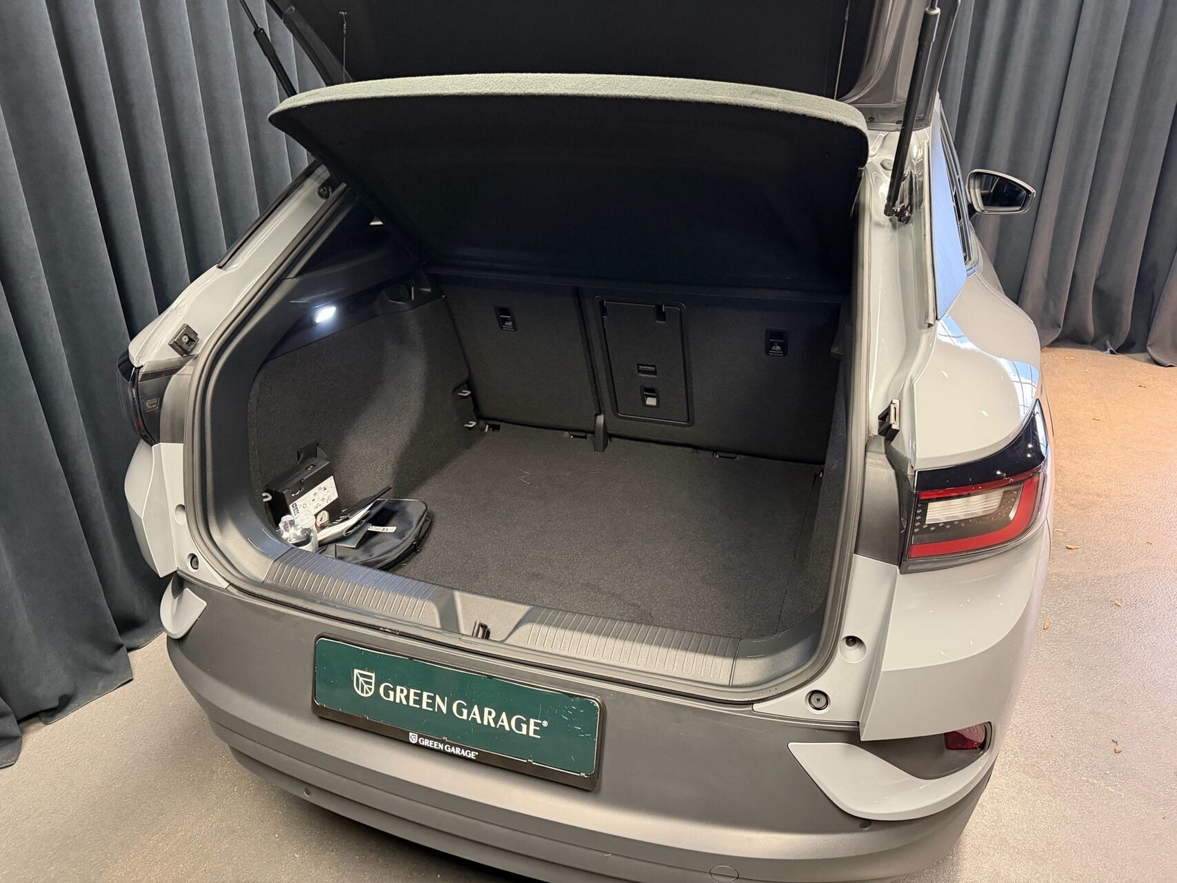 Grå VW ID.4 fra 2023