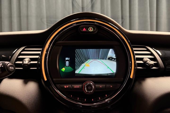 Sort Mini Cooper fra 2020