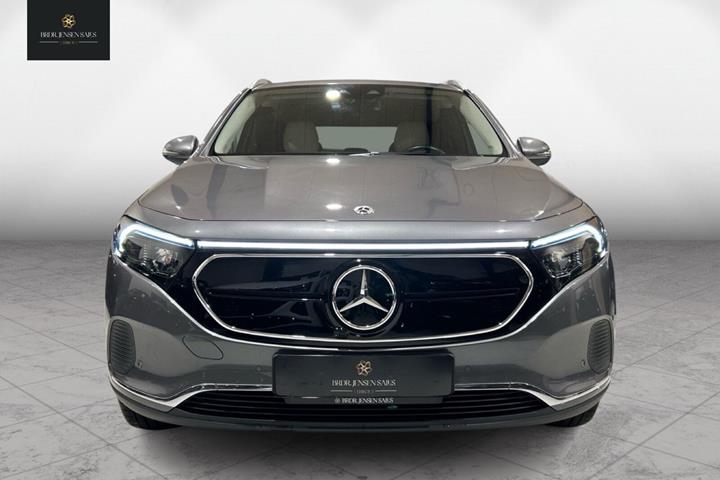 Grå Mercedes EQA250 fra 2022