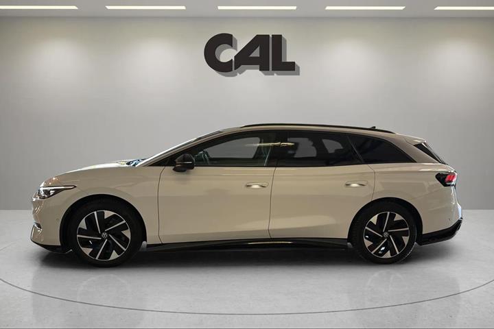 Hvid VW ID.7 fra 2025