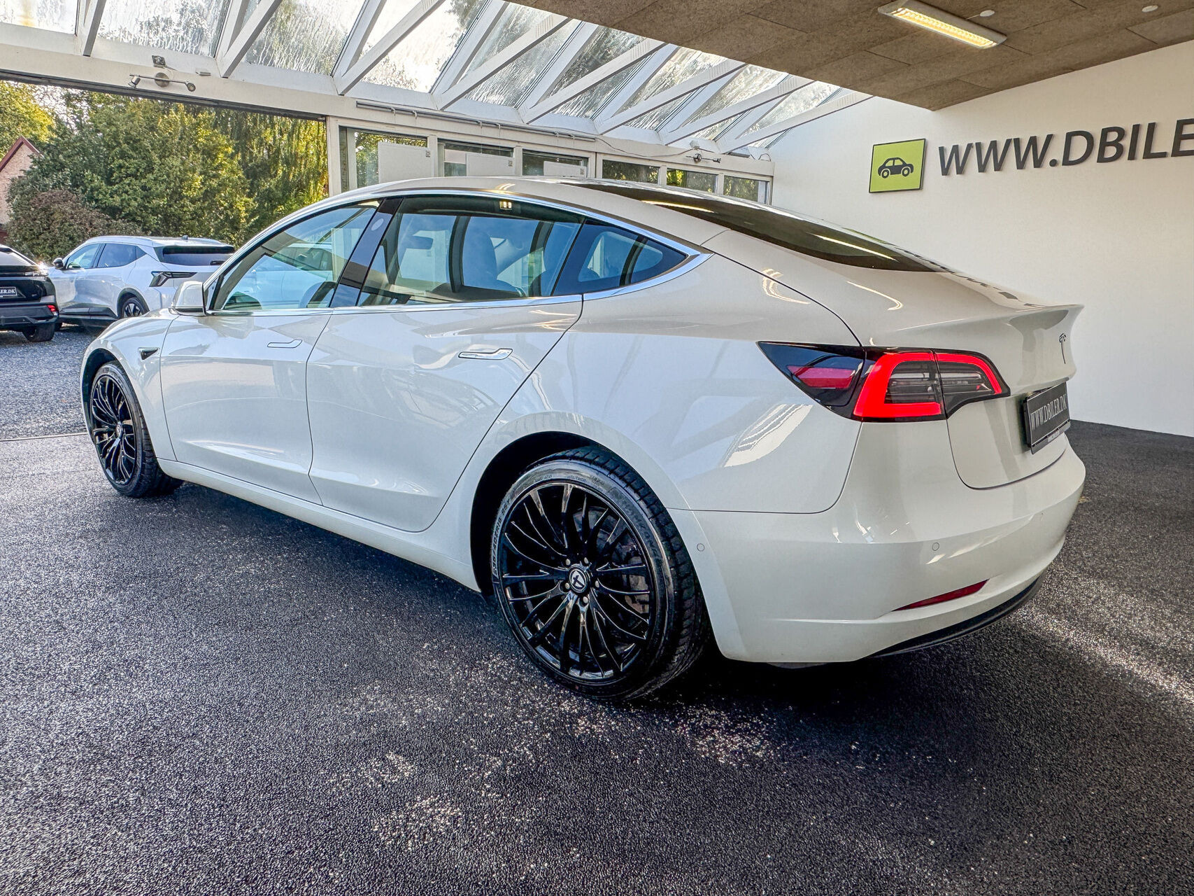 undefined Tesla Model 3 fra 2020