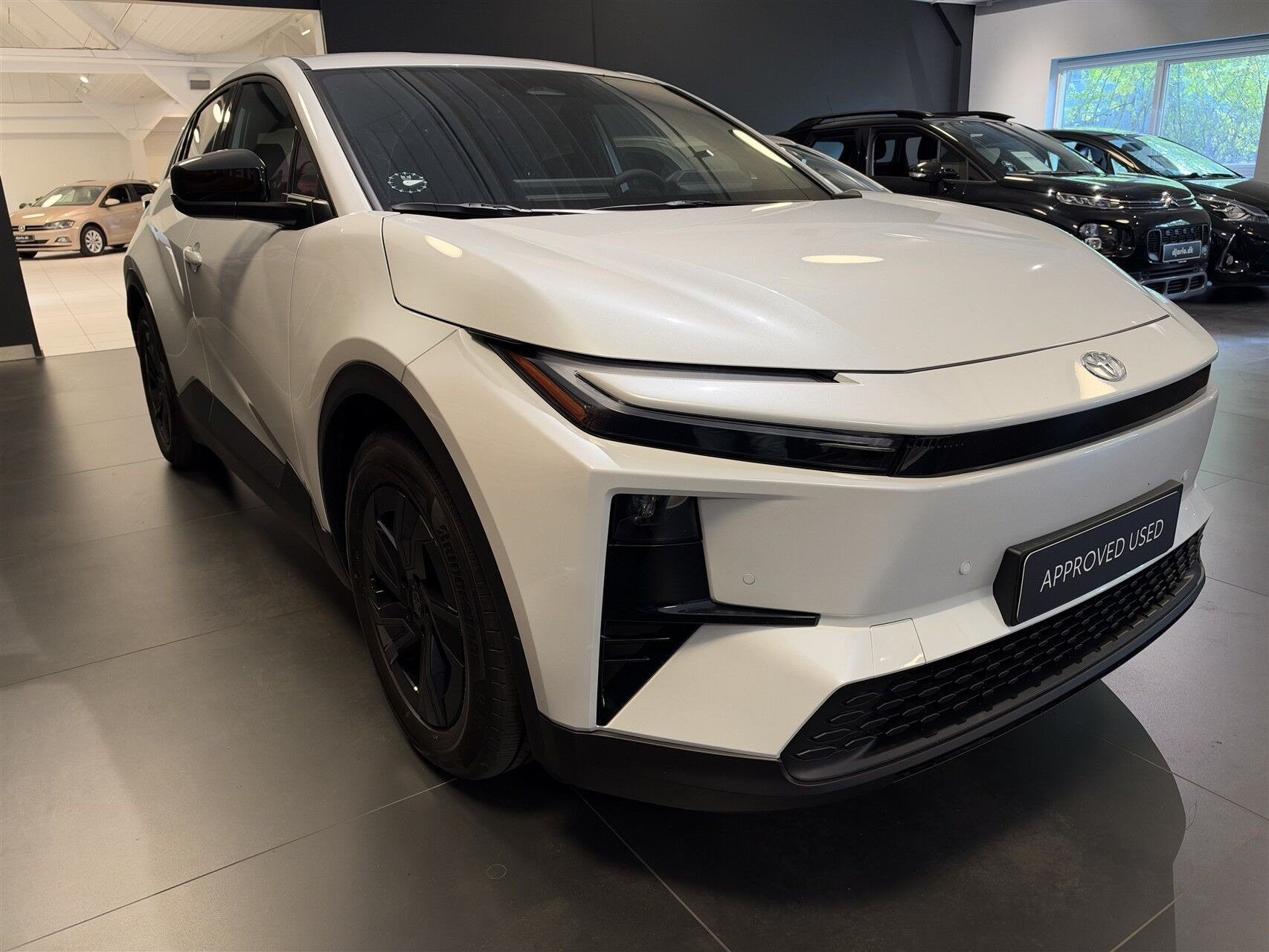 Hvid Toyota C-HR+ fra 2026