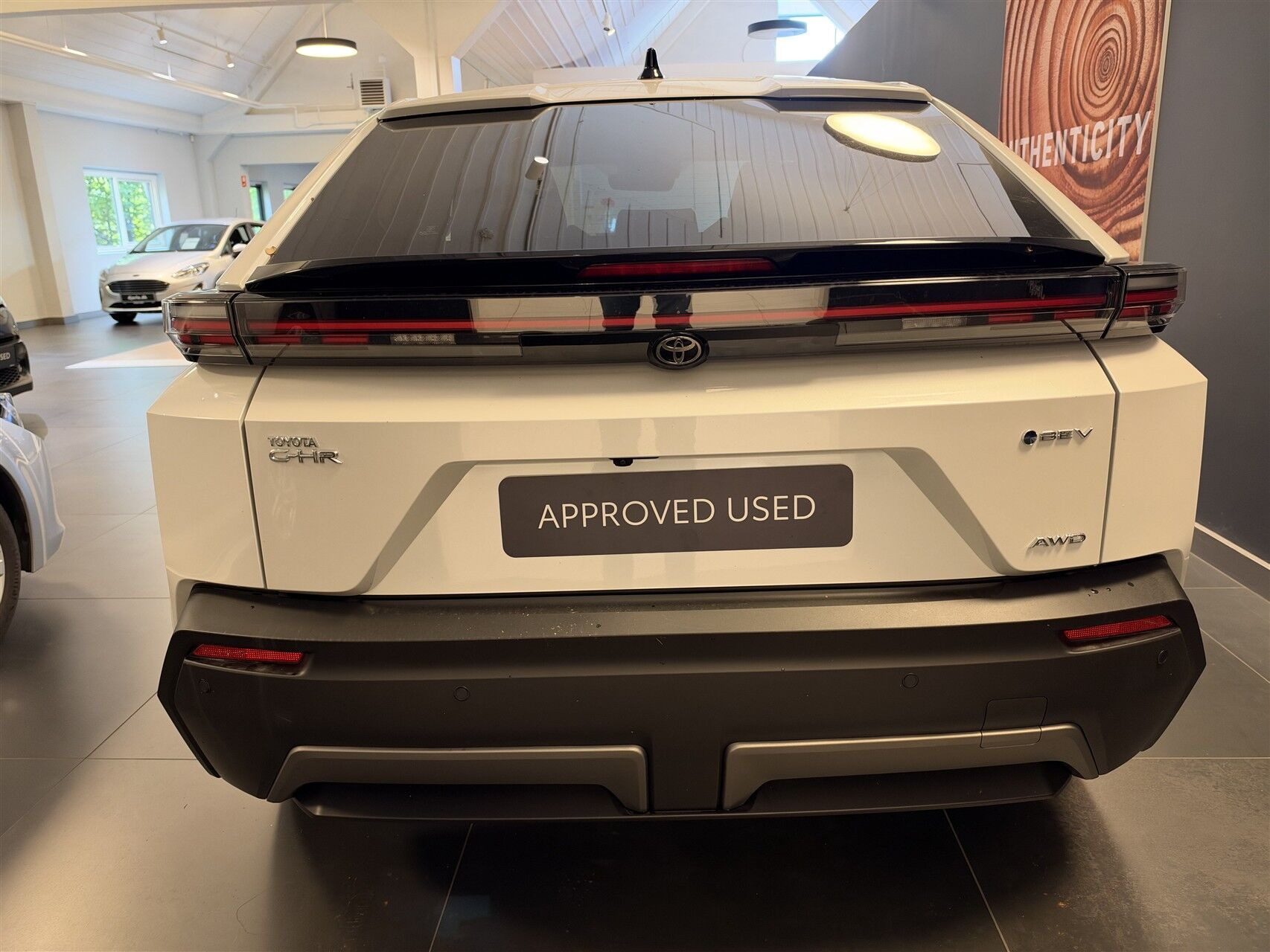 Hvid Toyota C-HR+ fra 2026