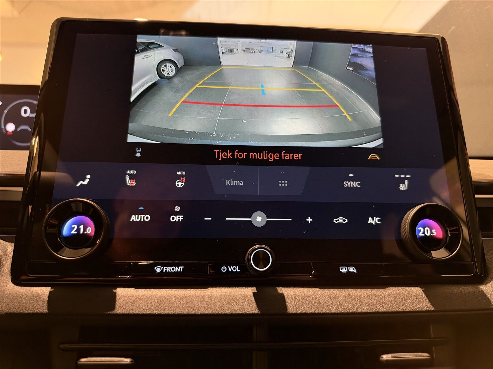 Hvid Toyota C-HR+ fra 2026