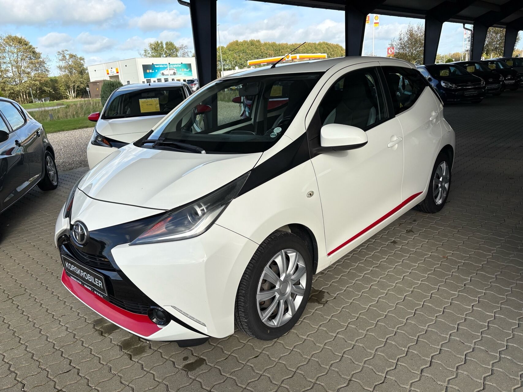 Hvid Toyota Aygo fra 2015