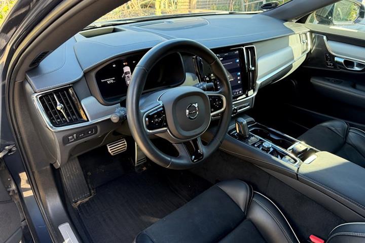 undefined Volvo V90 fra 2022