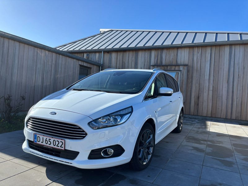 Ford S-MAX EcoBlue 2.0 (150HK) MPV FWD M6