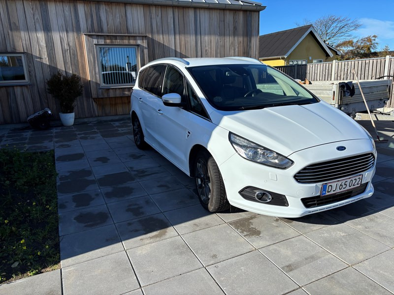 undefined Ford S-MAX fra 2019