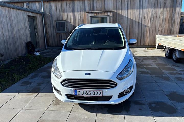undefined Ford S-MAX fra 2019