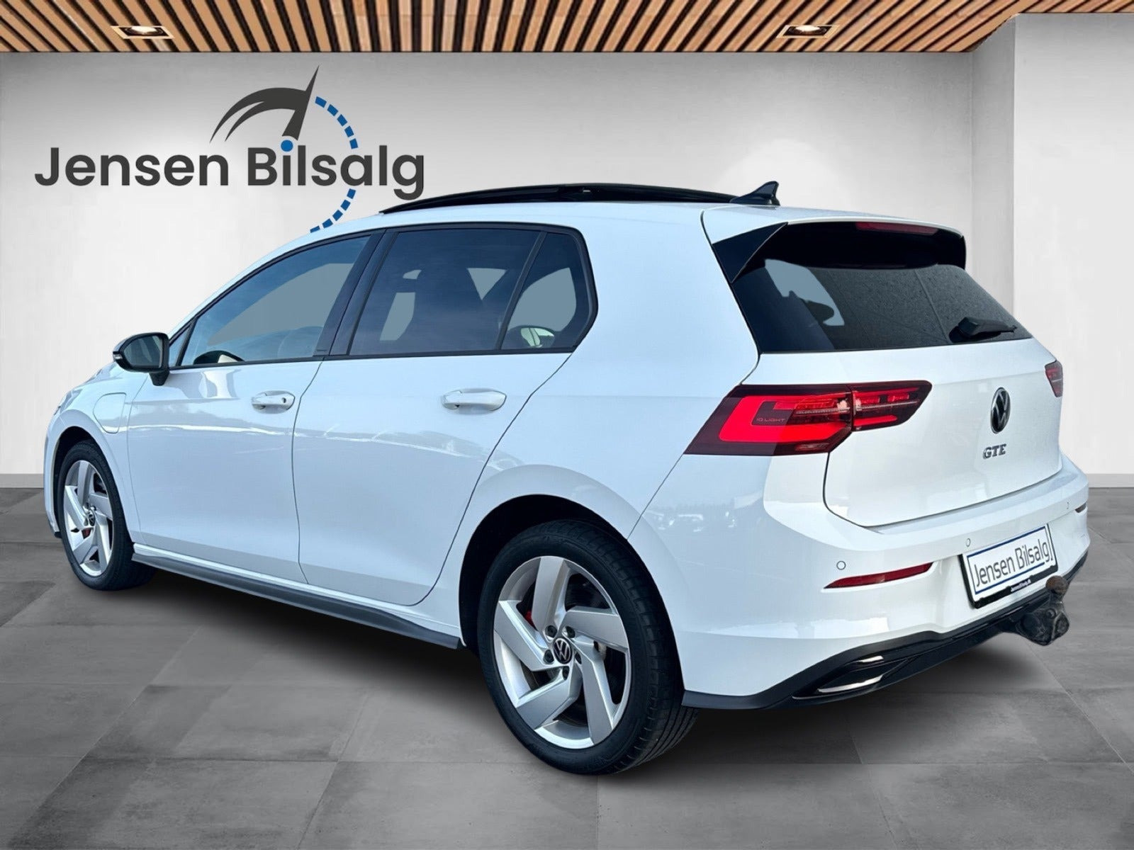 Hvid VW Golf VIII fra 2021