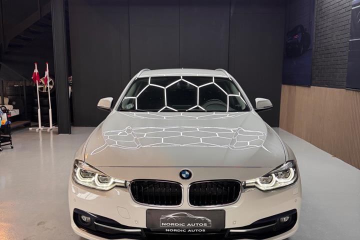 Hvid BMW 320d fra 2018