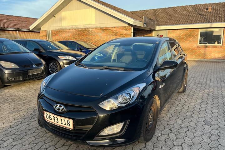 Sort Hyundai i30 fra 2013