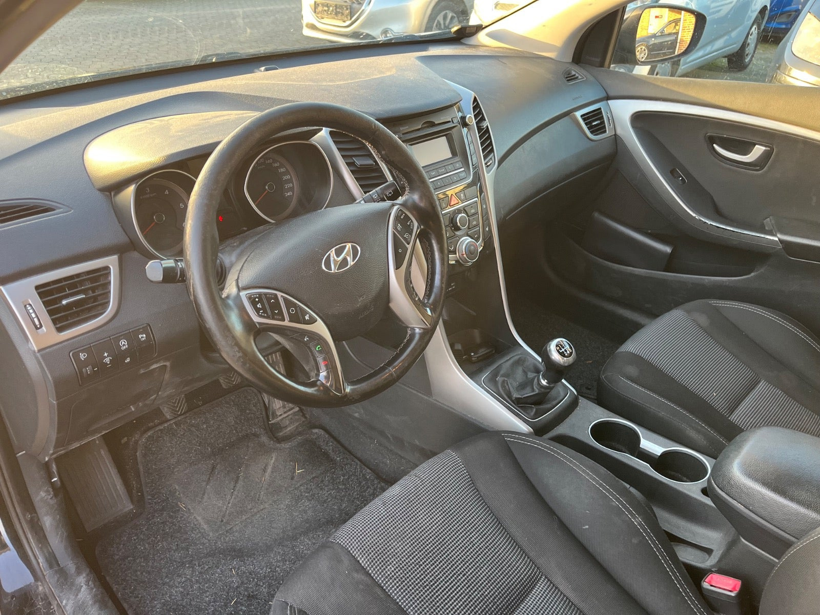 Sort Hyundai i30 fra 2013