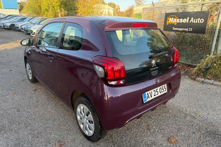 Grøn Peugeot 108 fra 2015