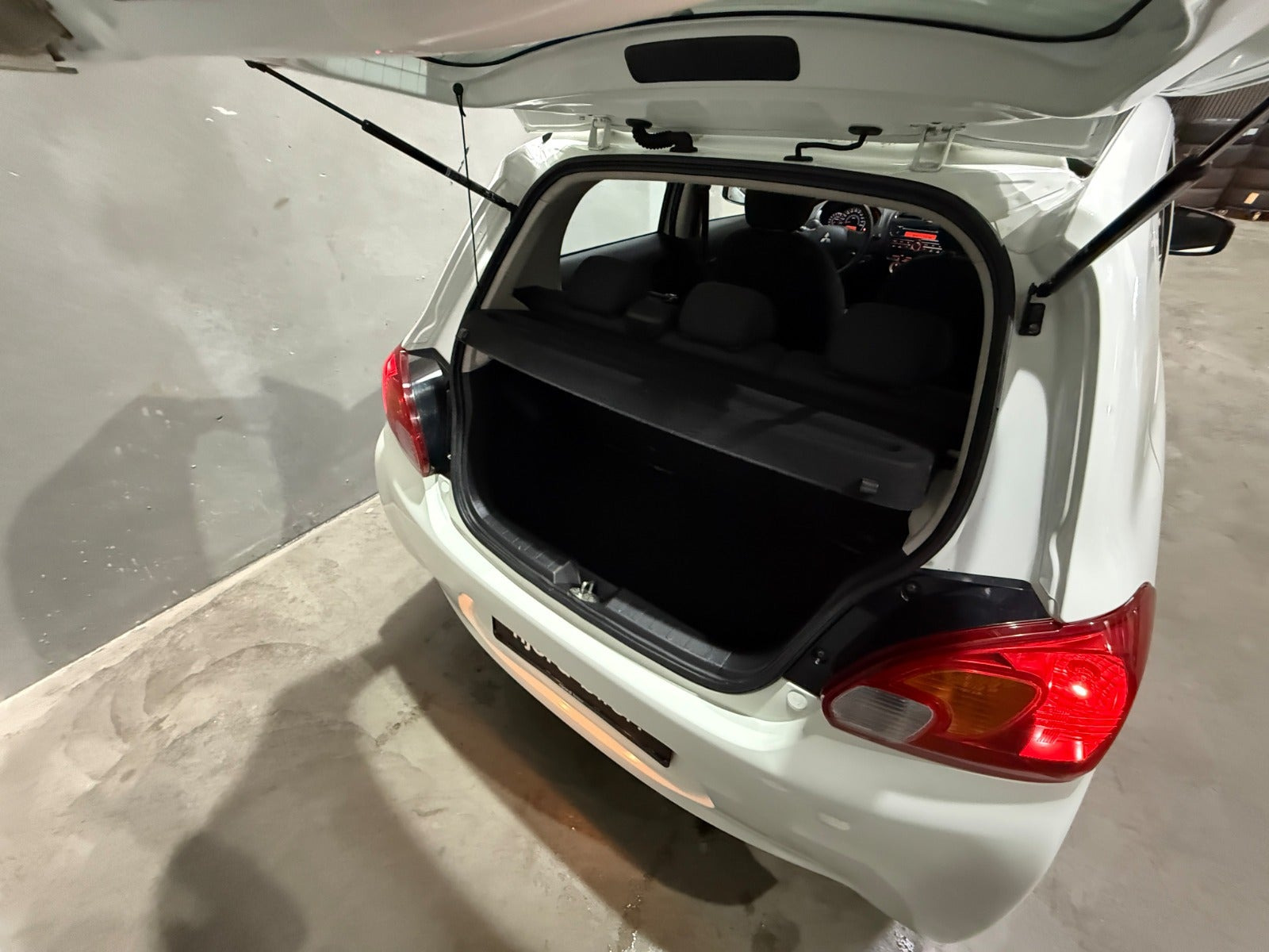 undefined Mitsubishi Space Star fra 2015