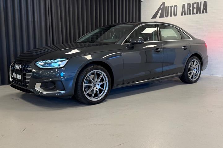 Grå Audi A4 fra 2020