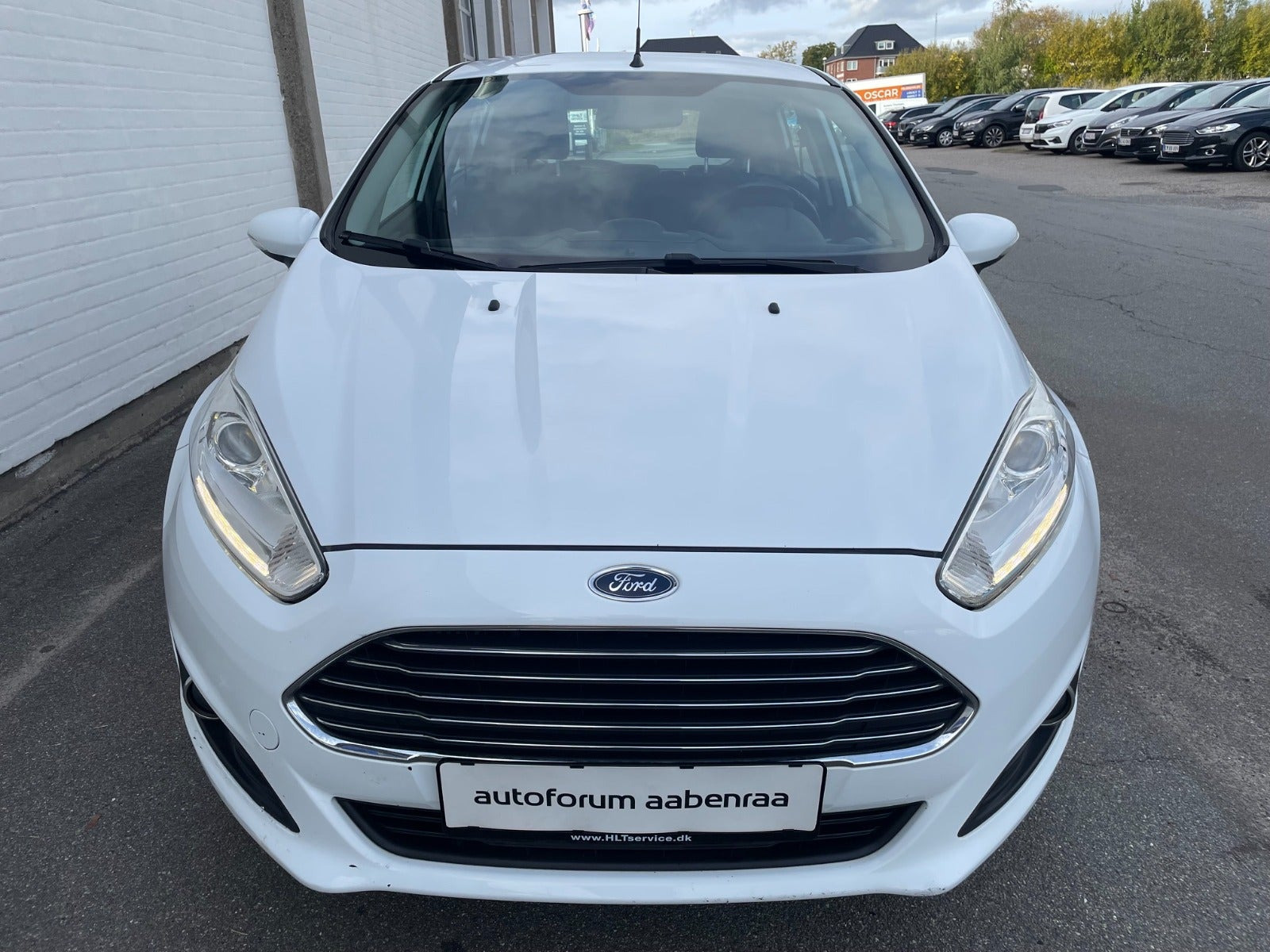 Hvid Ford Fiesta fra 2014