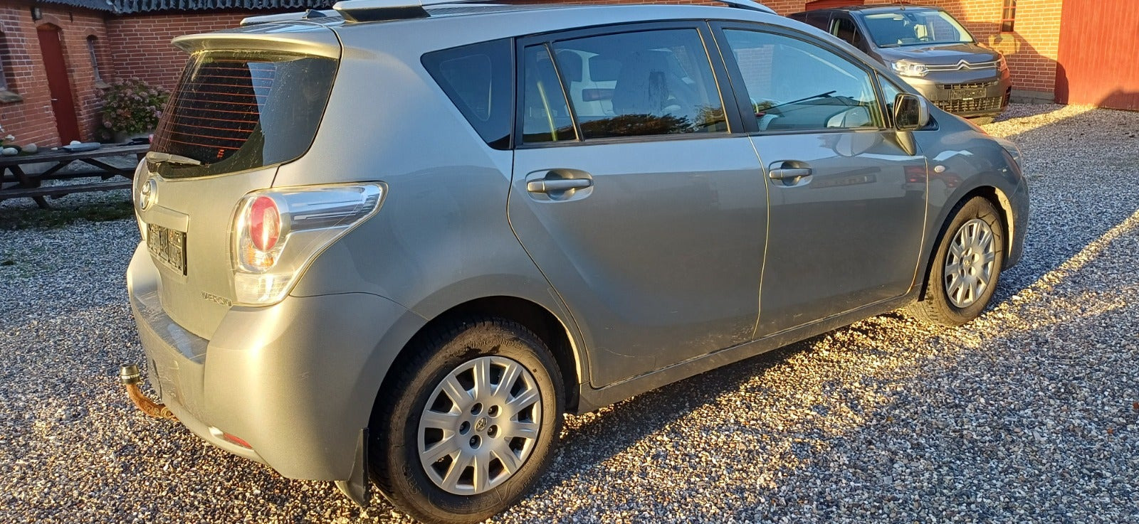 undefined Toyota Sportsvan fra 2013