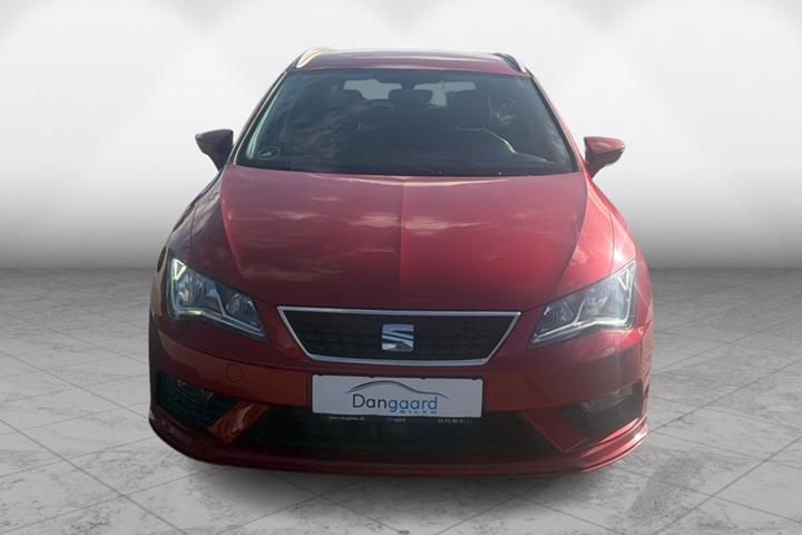 Rød Seat Leon fra 2018