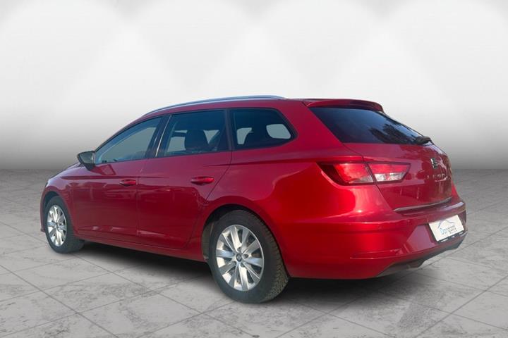 Rød Seat Leon fra 2018