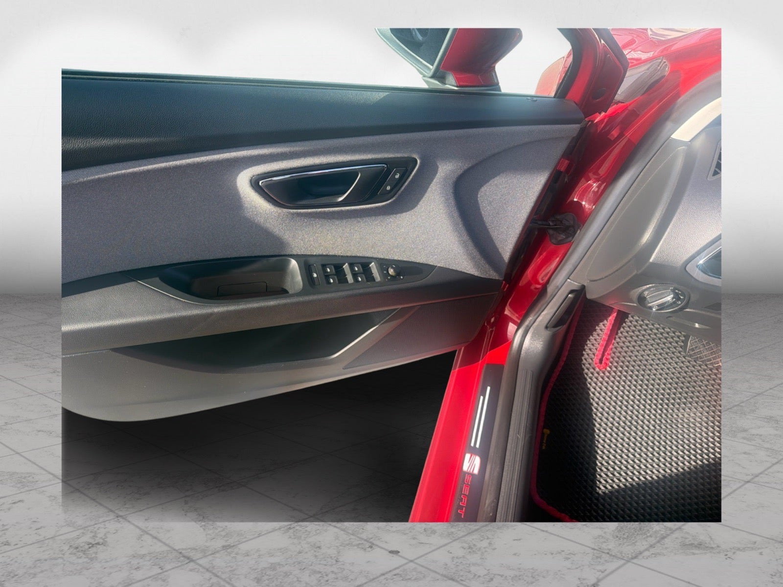 Rød Seat Leon fra 2018