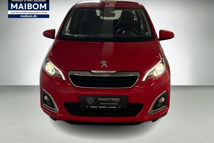 Rød Peugeot 108 fra 2019
